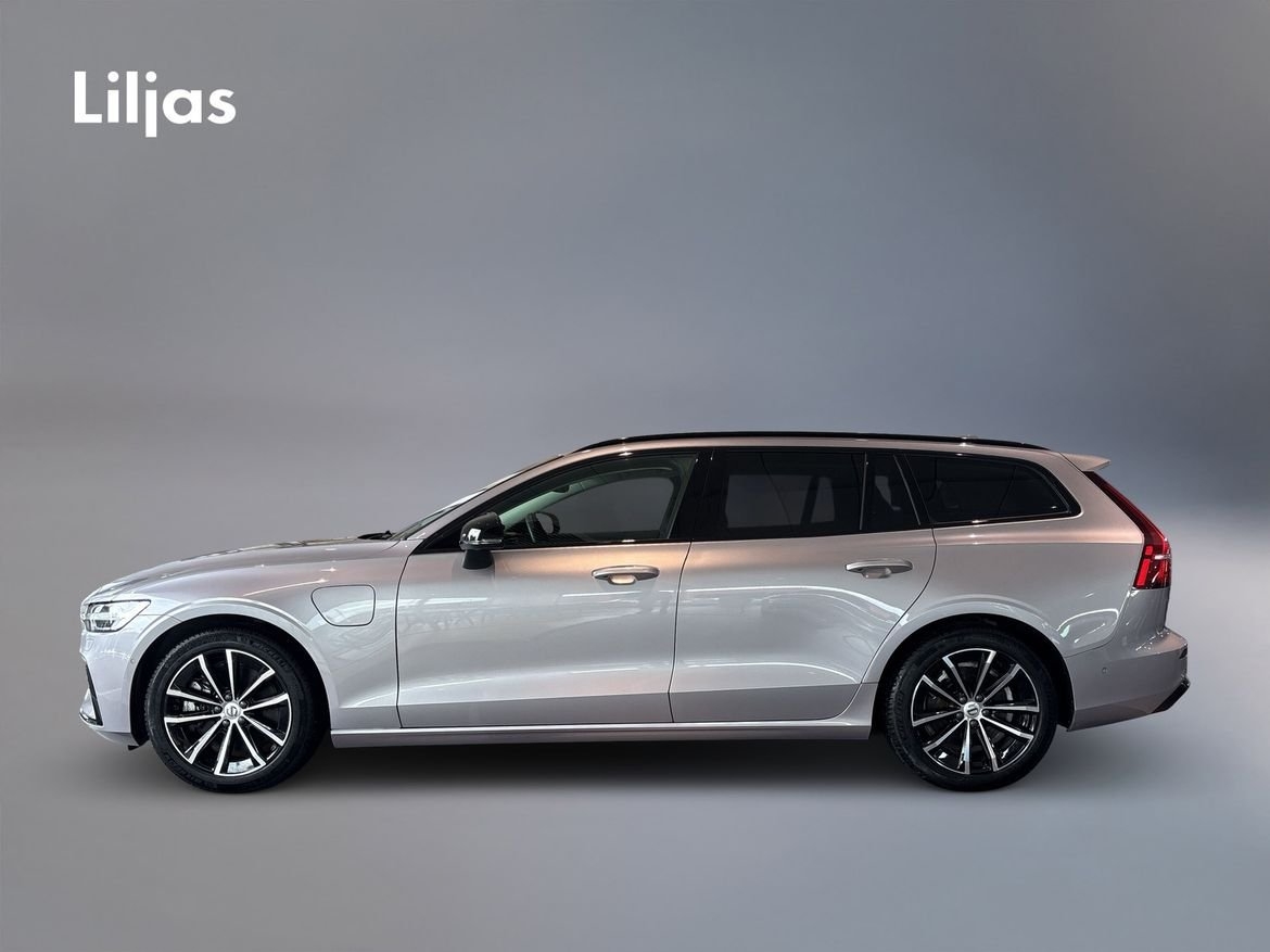 Volvo V60 T6 Plus Dark Nordic Edition 2026, bild 3/10
