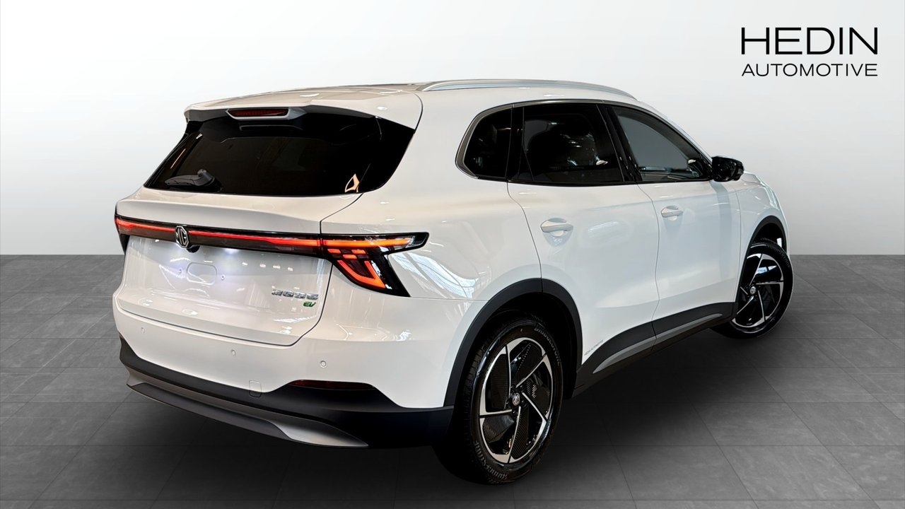 MG S5 LUXURY 64 KWH 2025, kuva 2/17