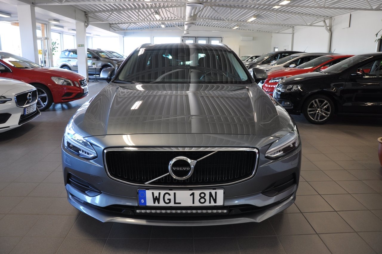 Volvo V90 2019, photo 3/10