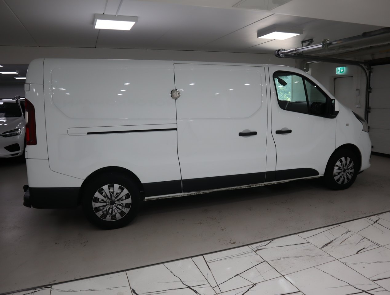 Nissan NV300 2021, kuva 6/10