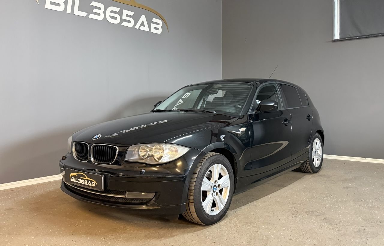 BMW 116 2010, bild 5/17