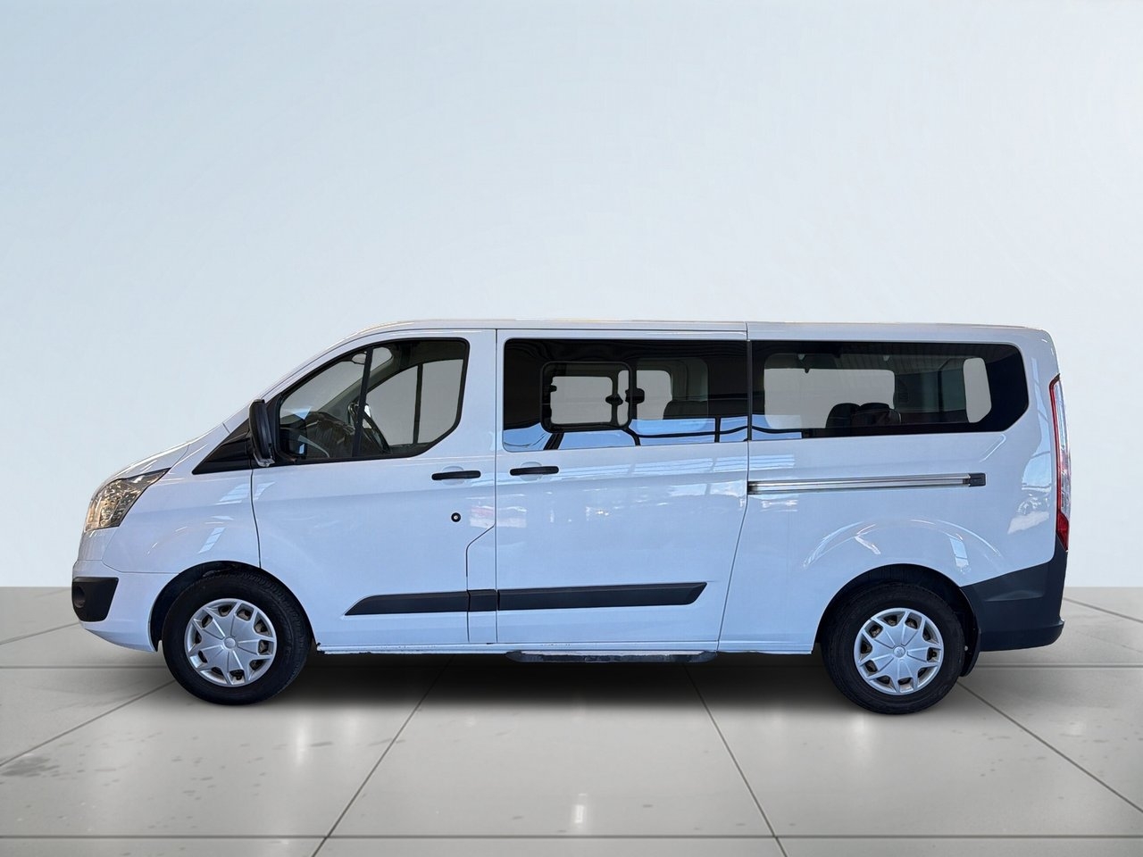 Ford Tourneo Custom 2018, bild 4/19