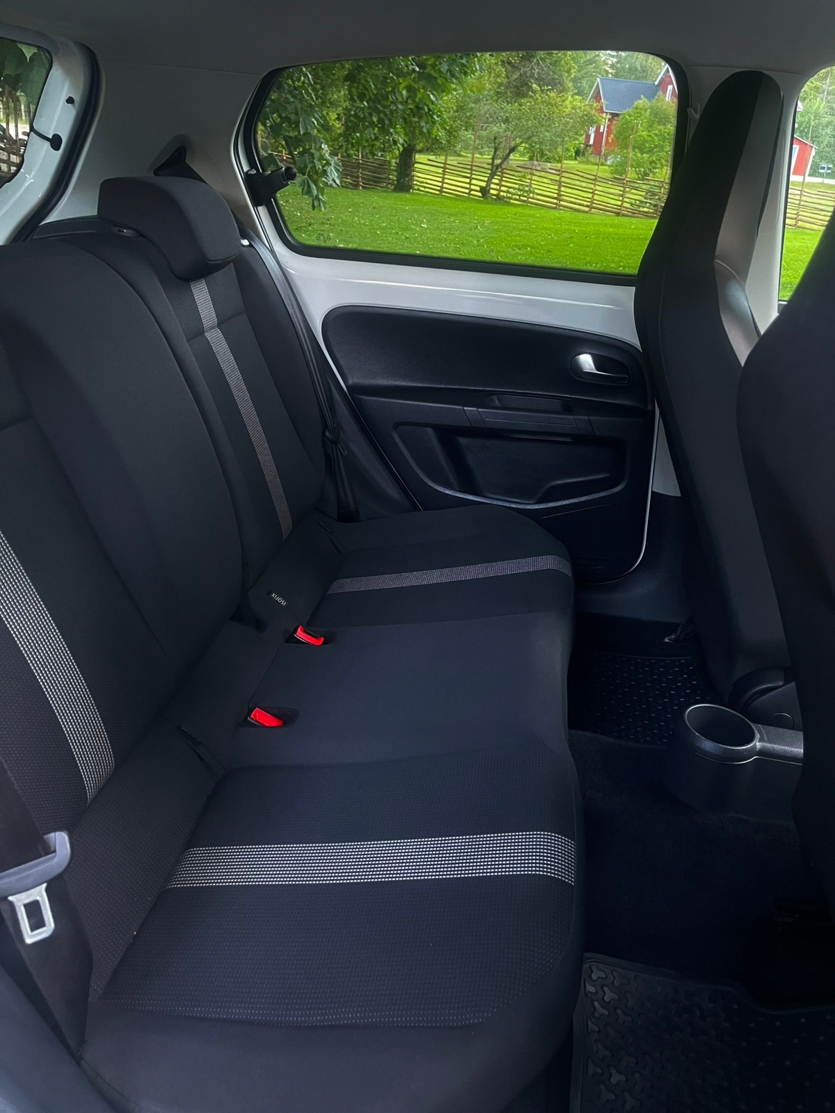 Volkswagen e-Up! 2017, bild 6/7