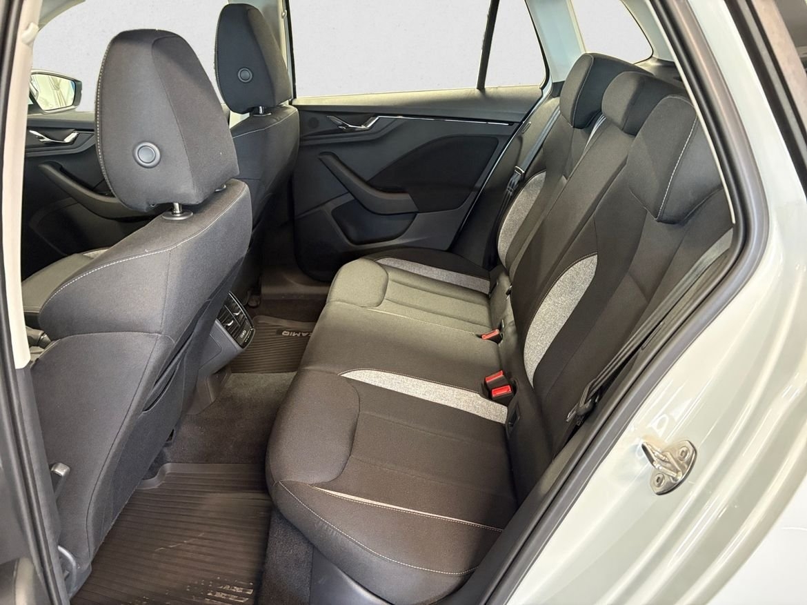Skoda Kamiq SELECTION 1,0 TSI 116 HK 7 2025, bild 7/8