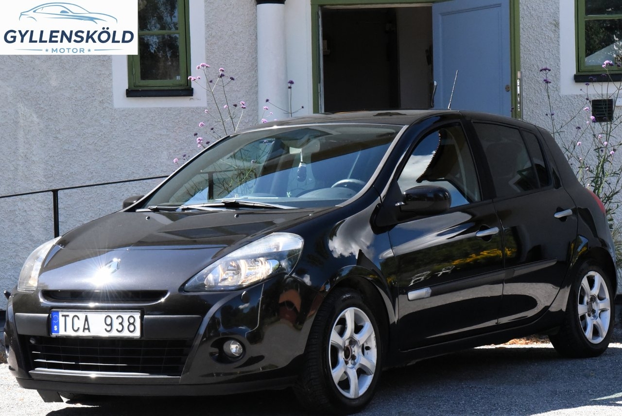 Renault Clio 5-dörrar 75hk 2011, photo 2/10