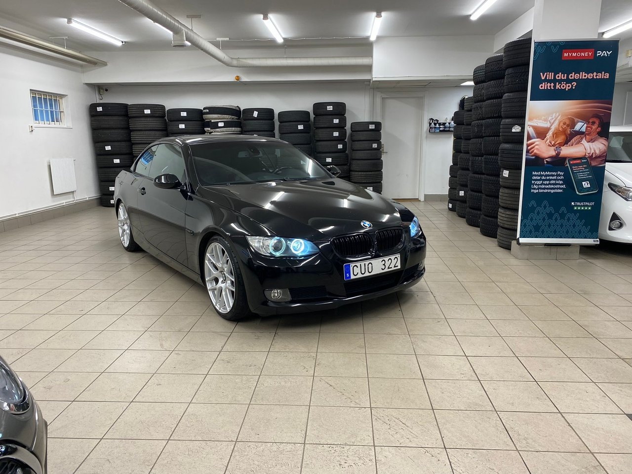 BMW 320 i E93 CONVERTIBLE AUT 2008, bild 2/10