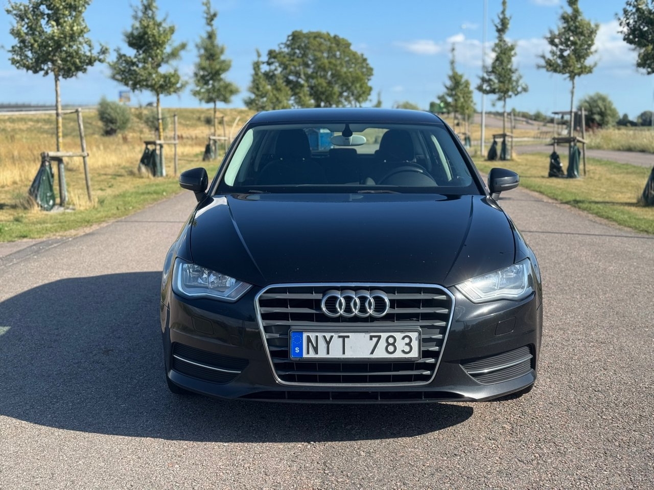 Audi A3 Sportback 1.6 TDI Comfort Euro 5 2014, bild 2/9