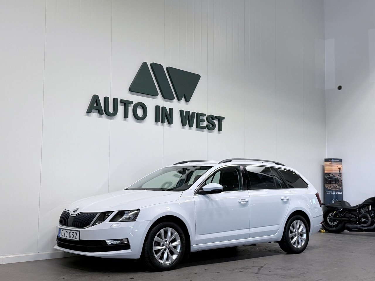 Skoda Octavia 2018, photo 2/10