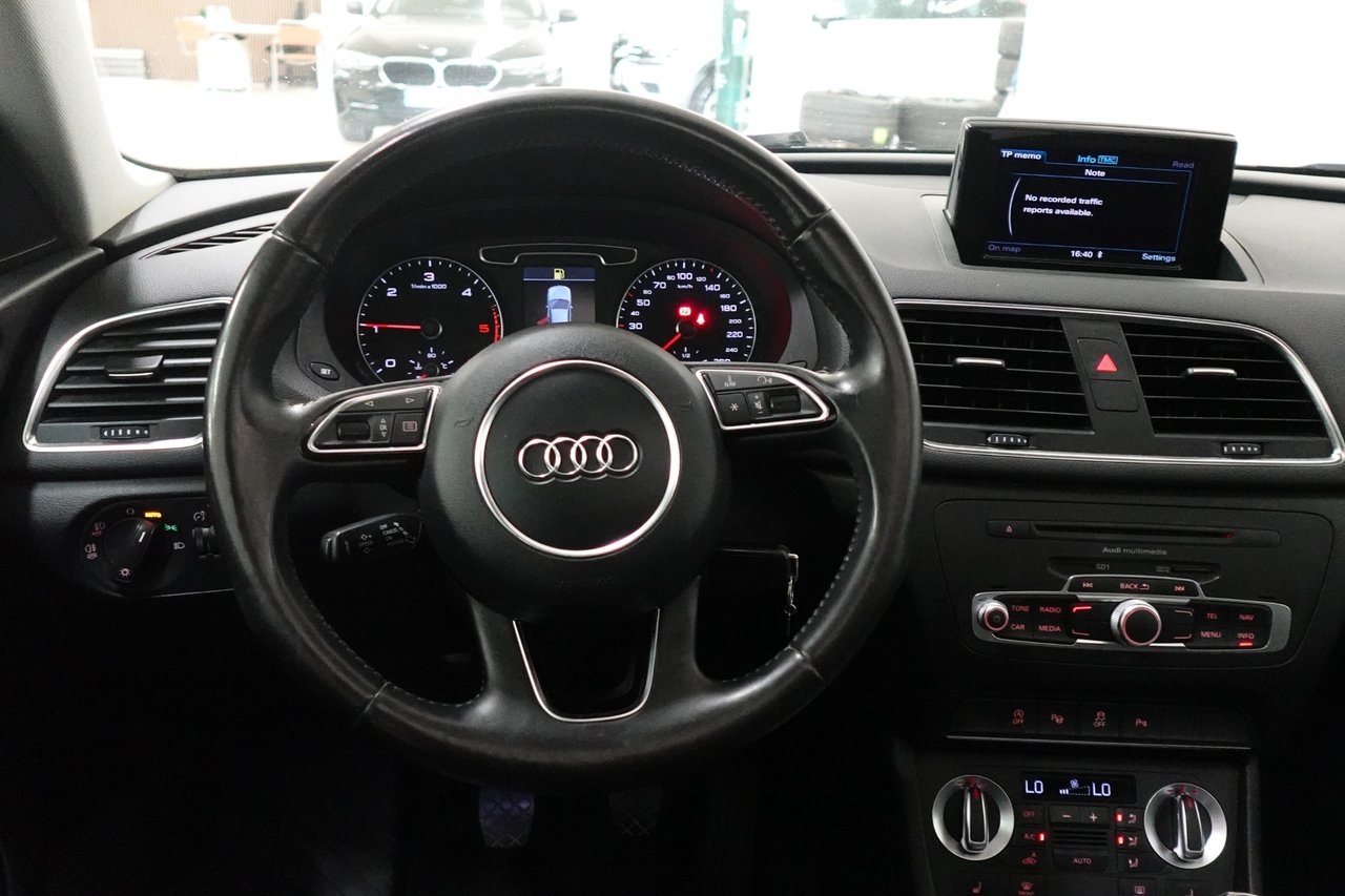 Audi Q3 2.0 TDI quattro Comfort 2014, photo 7/16
