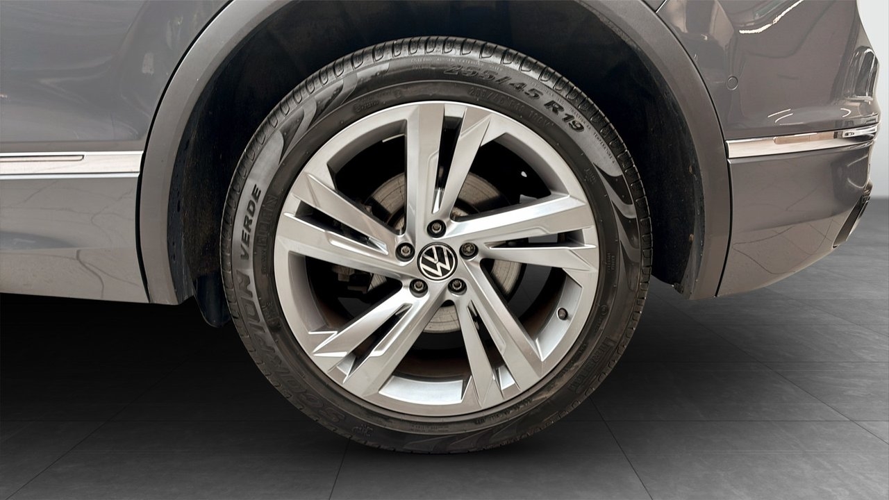 Volkswagen Tiguan 2021, bild 6/10