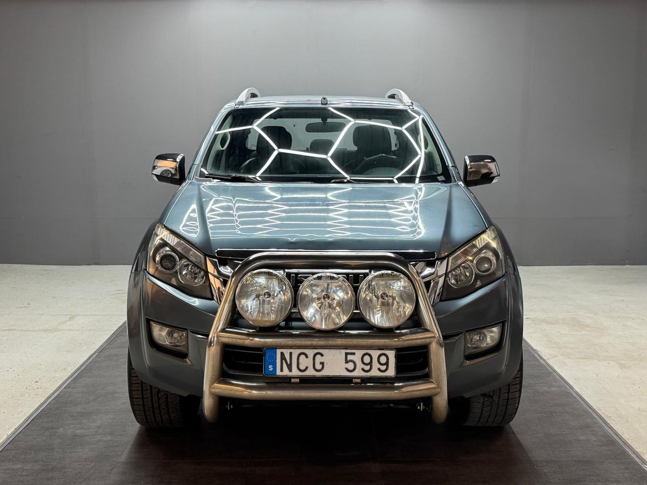 Isuzu D-max