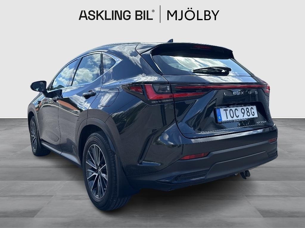 Lexus NX 350h Dragkrok Comfort FWD 2022, photo 2/13