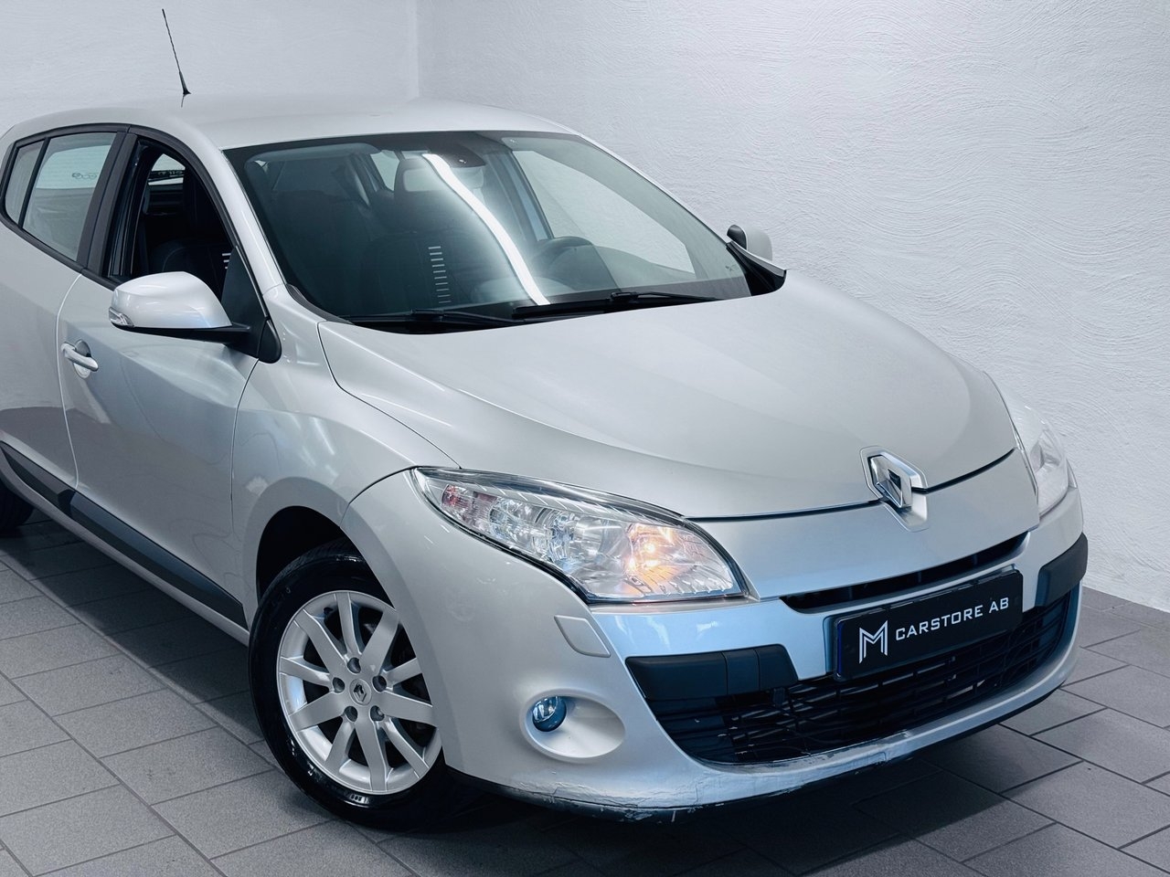 Renault Megane 1.5 dCi DCT 110hk 2012, photo 2/17