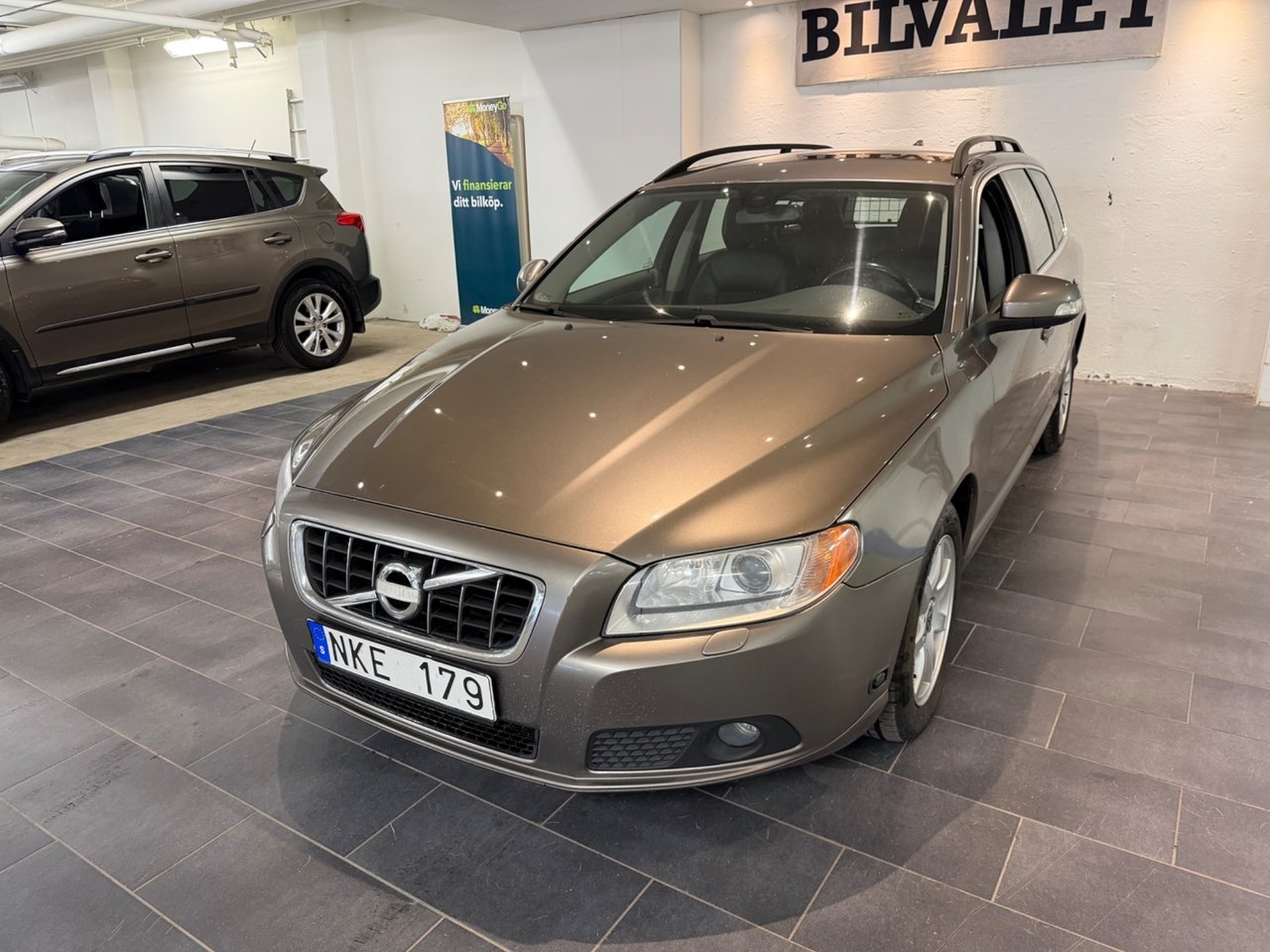 Volvo V70