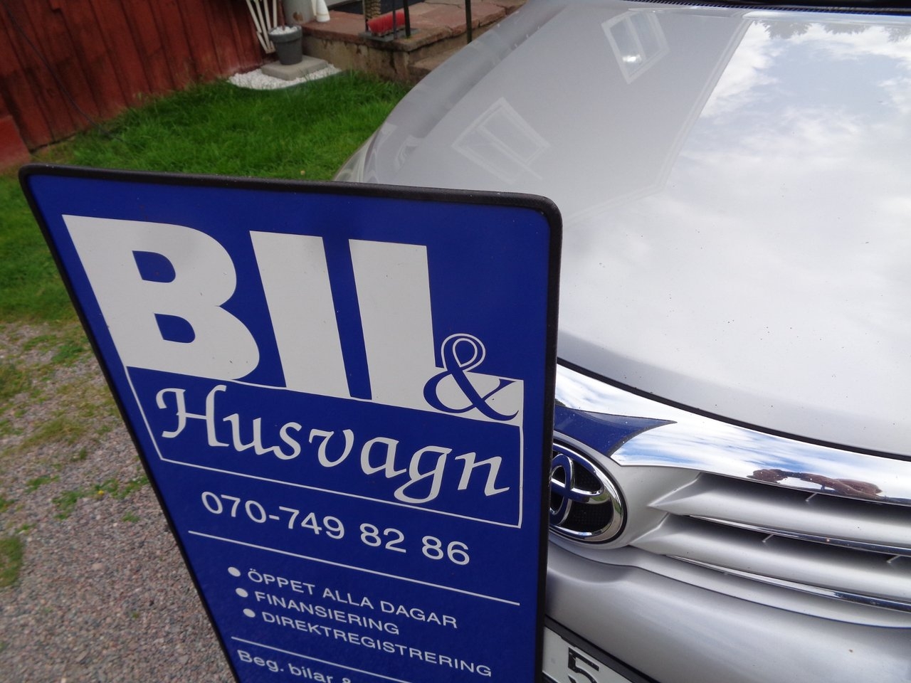 Toyota Avensis Kombi 2.0 D-4D FULLSERVAD 2013, bild 4/10