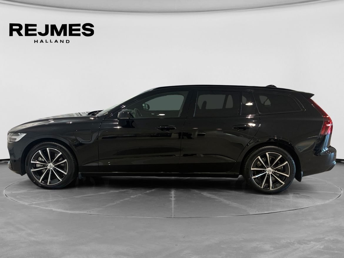 Volvo V60 T6 Plus Dark Nordic Edition 2026, bild 3/10