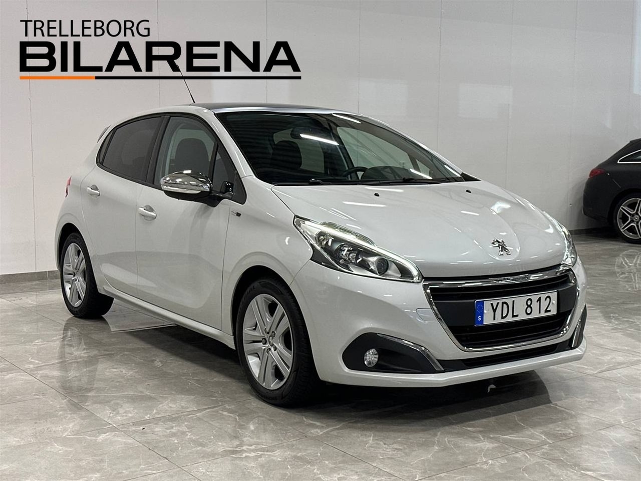 Peugeot 208 2016, bild 2/21