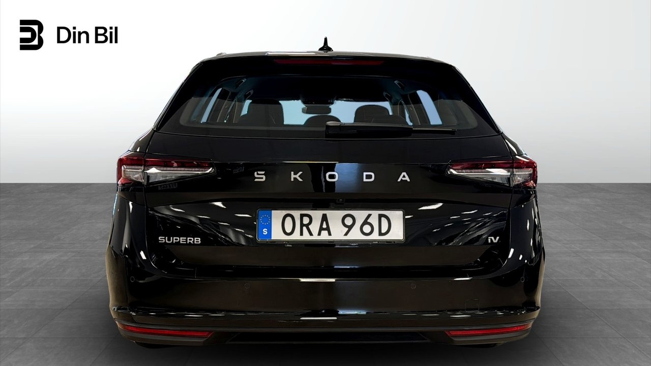Skoda Superb 2025, bild 5/10
