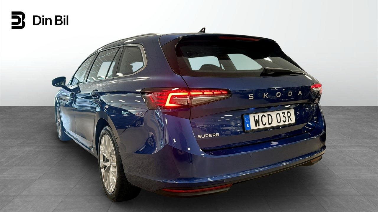 Skoda Superb 2025, bild 3/10