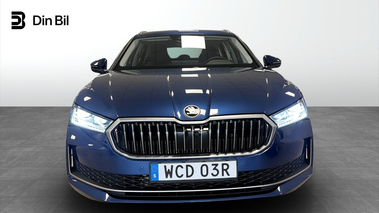 Skoda Superb 2025, bild 4/10