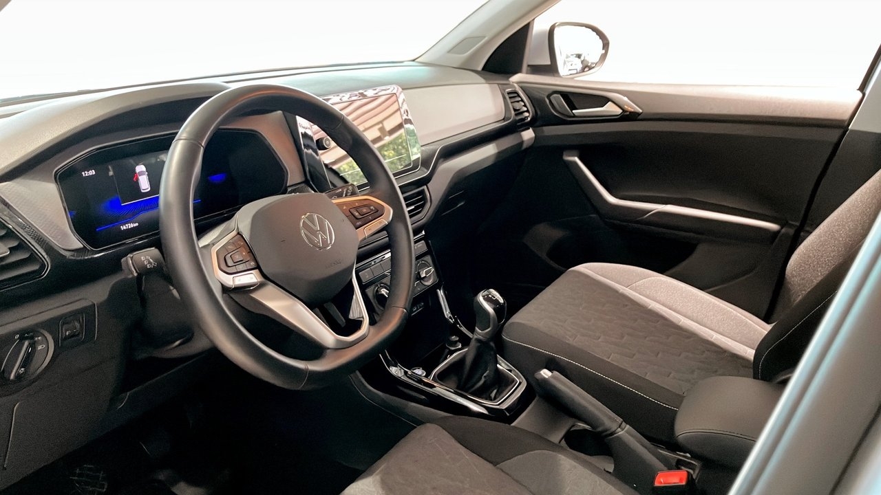 Volkswagen T-Cross 2025, photo 7/10