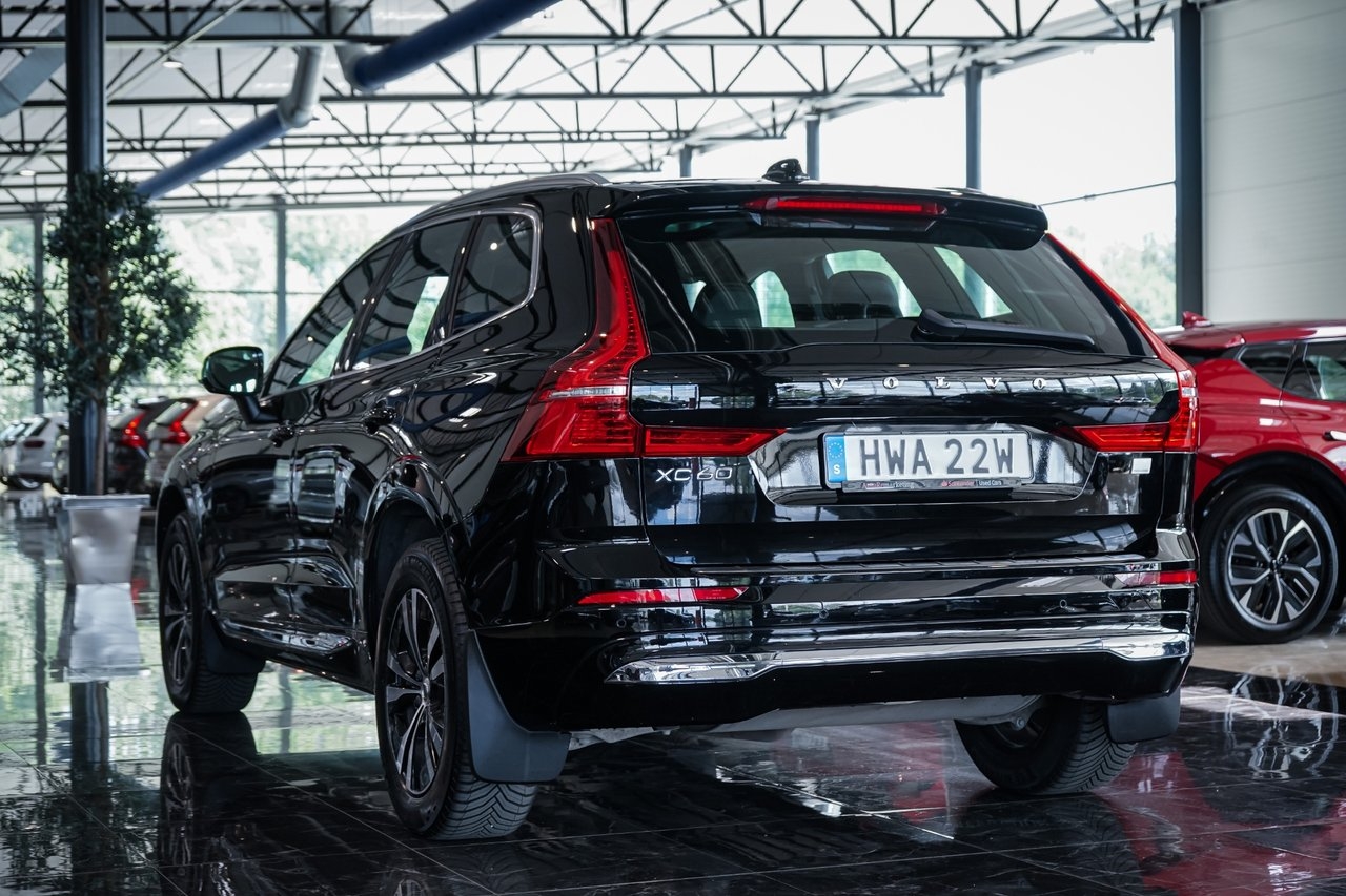 Volvo XC60 2023, kuva 7/10