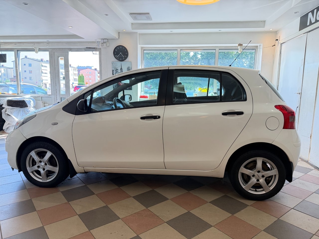 Toyota Yaris 2009, photo 4/10