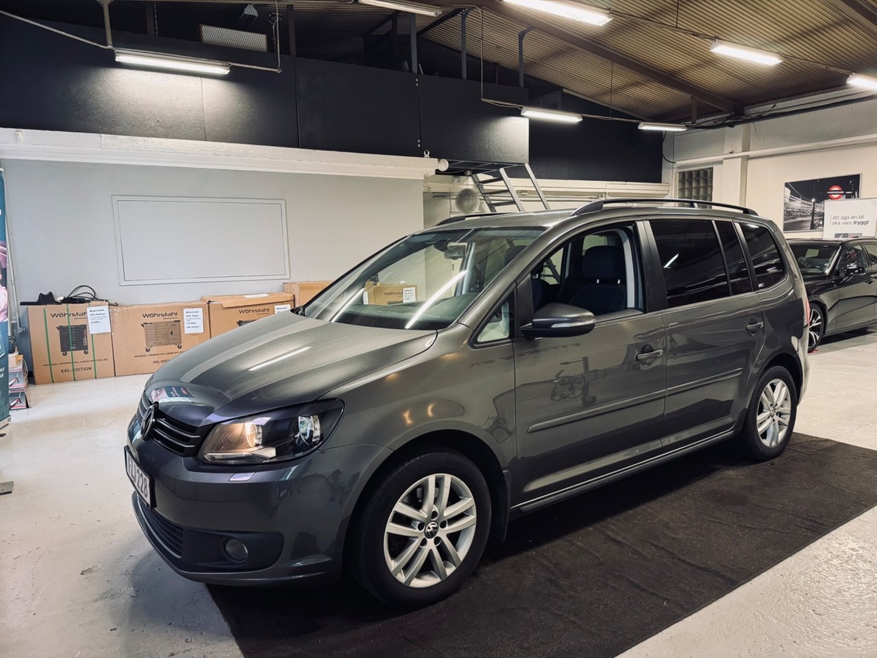 Volkswagen Touran 2015, bild 7/23