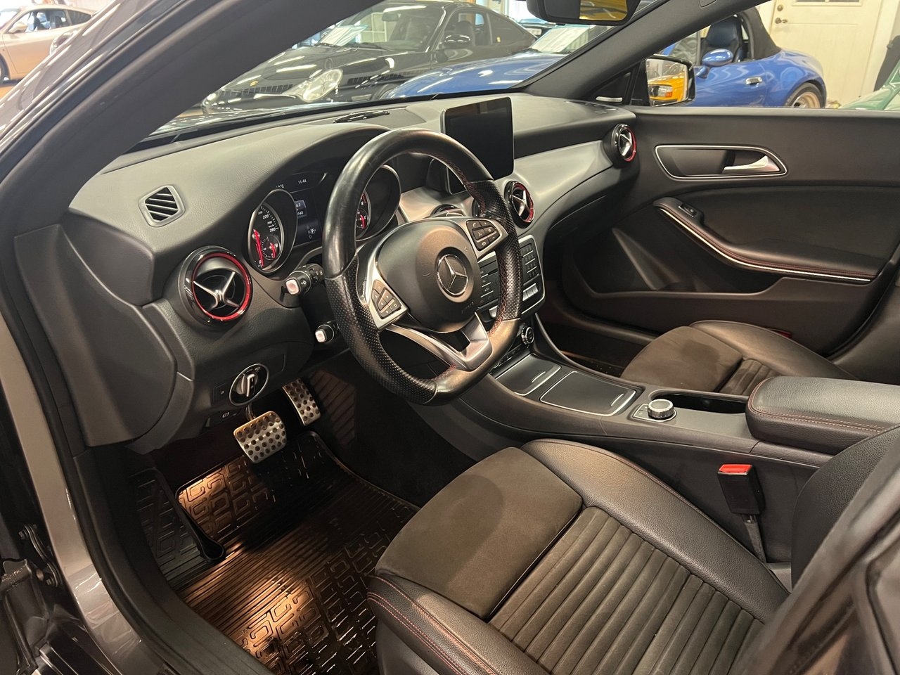 Mercedes-Benz CLA 2018, bild 7/11