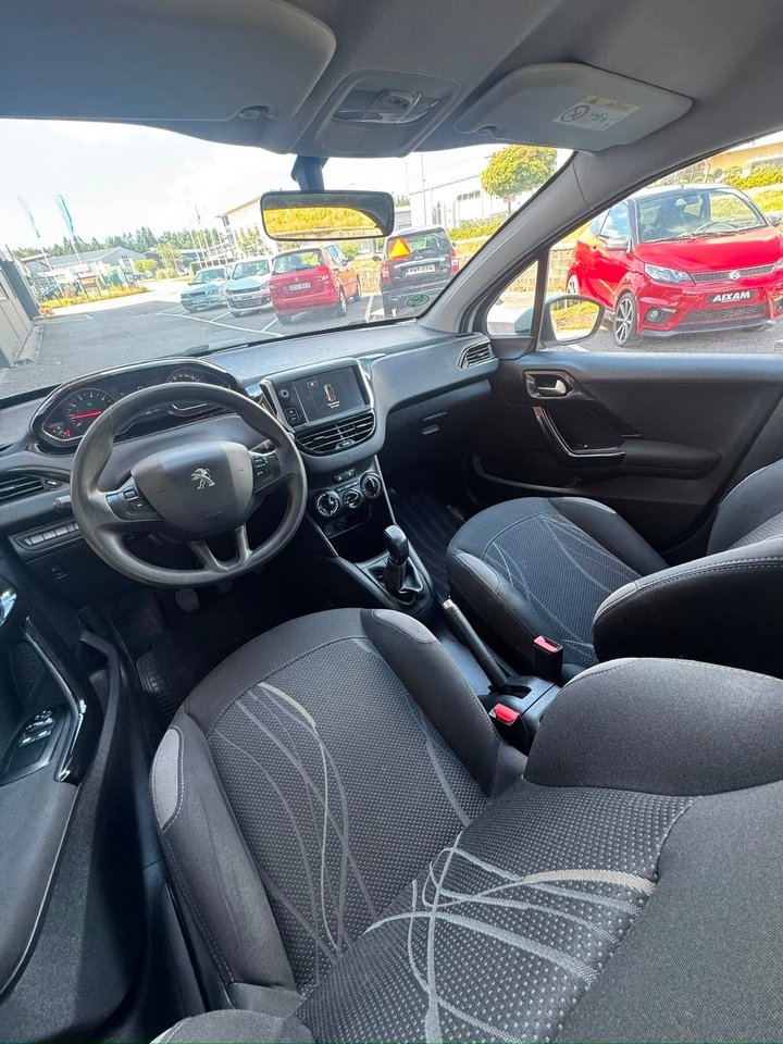 Peugeot 208 5-dörrar 1.2 VTi 2015, bild 6/9