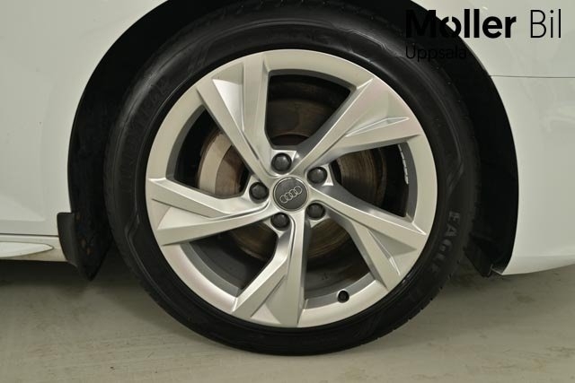 Audi A4 Avant 40 TDI 190hk q S Line 2019, bild 7/13