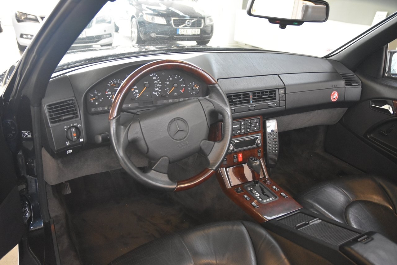 Mercedes-Benz SL 1996, photo 6/10