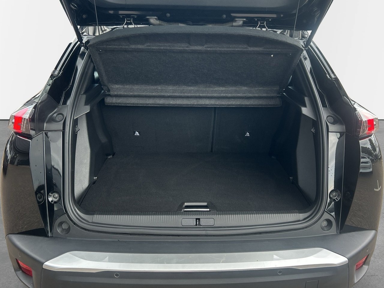 Peugeot 2008 2023, bild 7/10