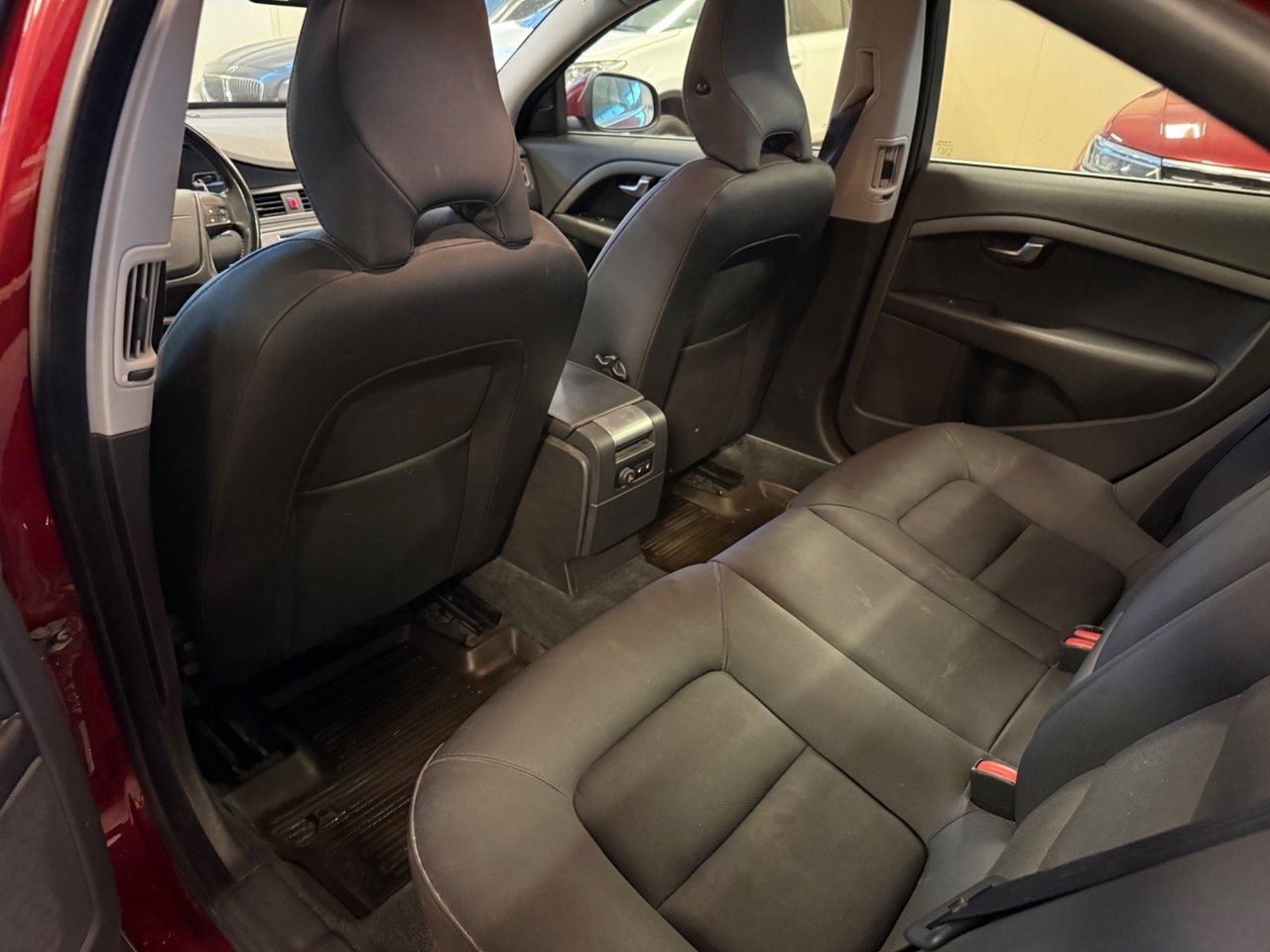Volvo S80 2.0F Kinetic 2010, bild 6/10