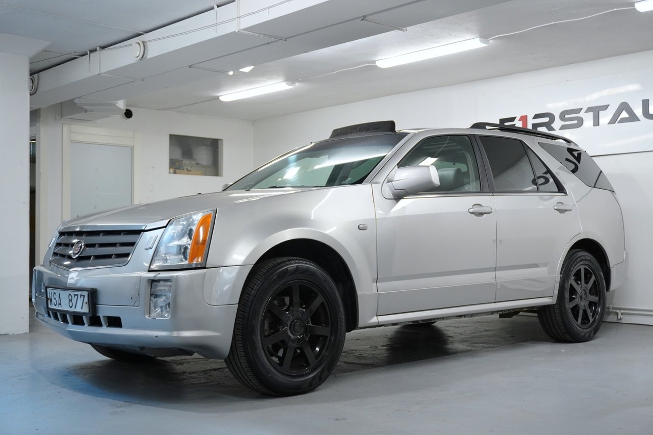 Cadillac SRX 3.6 V6 AWD Hydra-Matic 2005, kuva 2/27