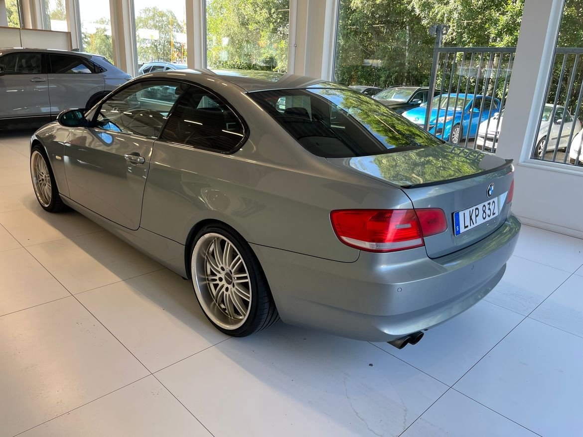 BMW 325 i 2008, bild 3/7