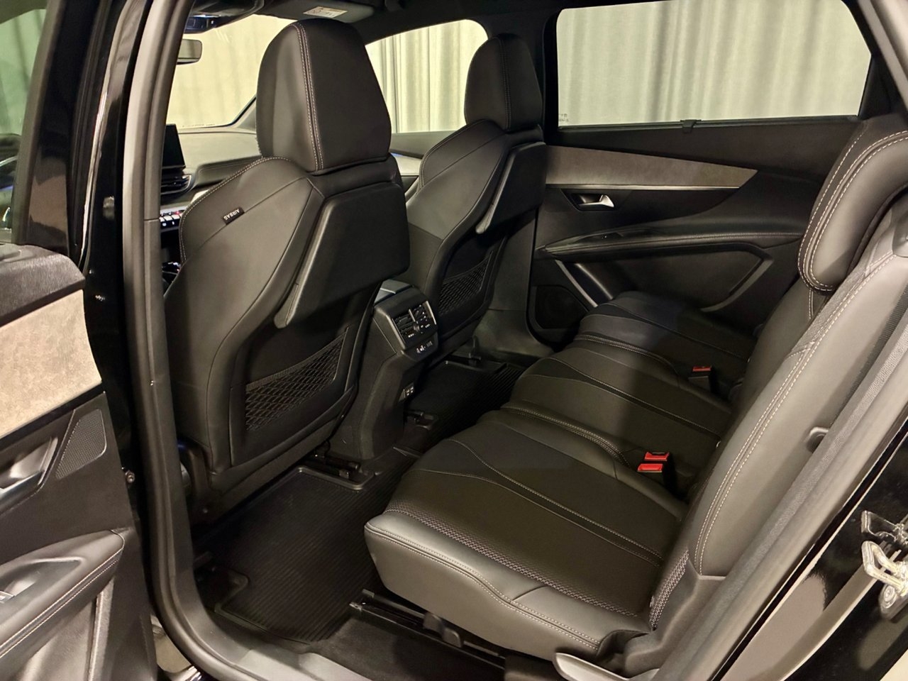Peugeot 5008 1.2 PureTech 130 GT AUT8 2023, bild 7/10