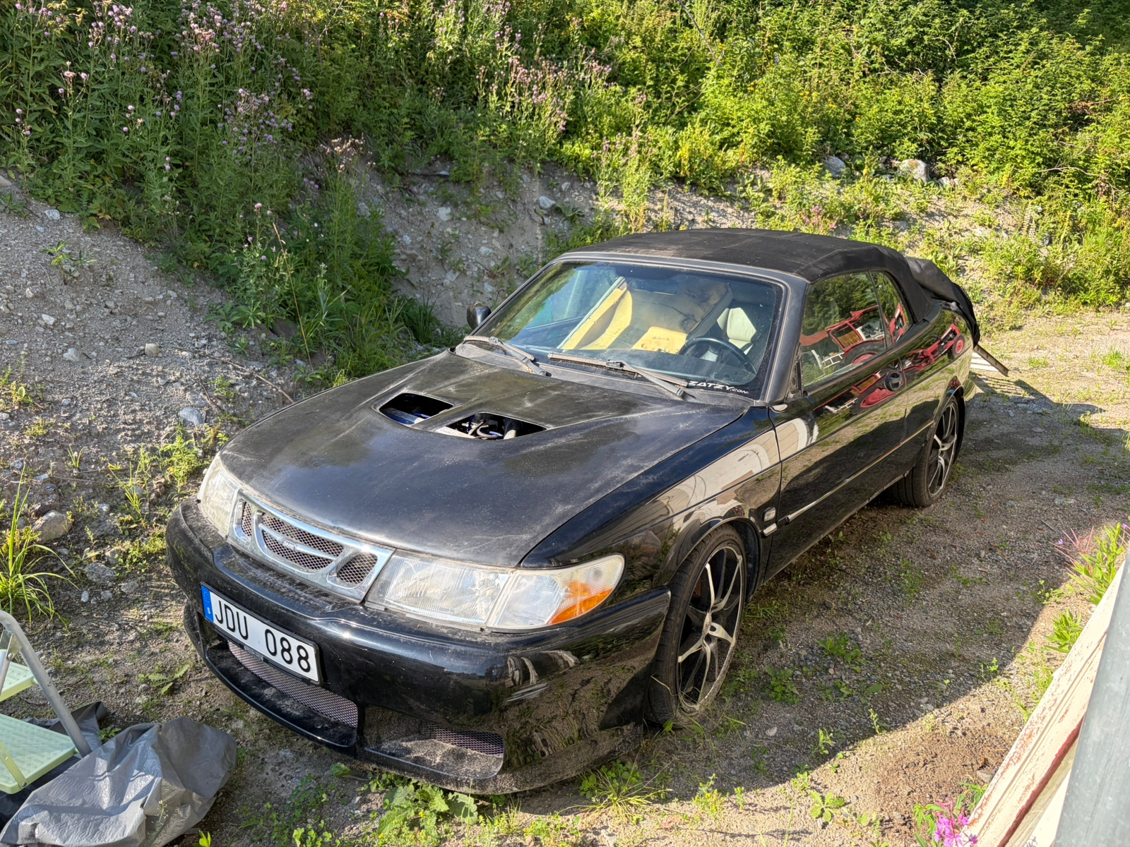 Saab 900