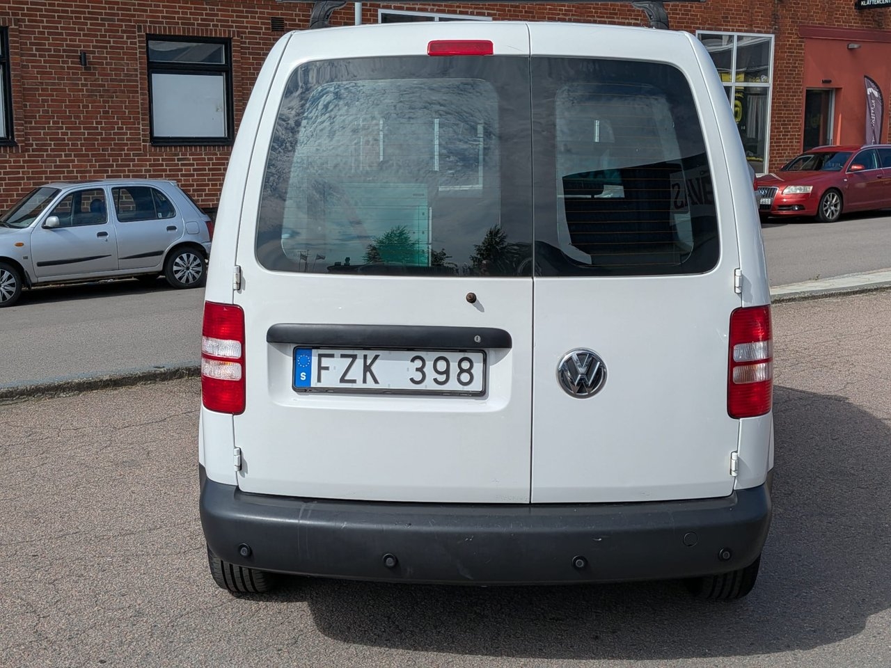 Volkswagen Caddy 2013, kuva 6/10