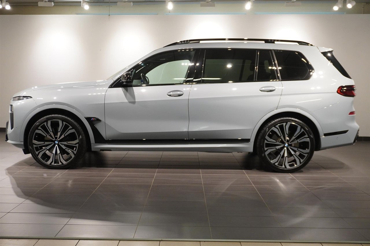 BMW X7 2026, bild 2/26