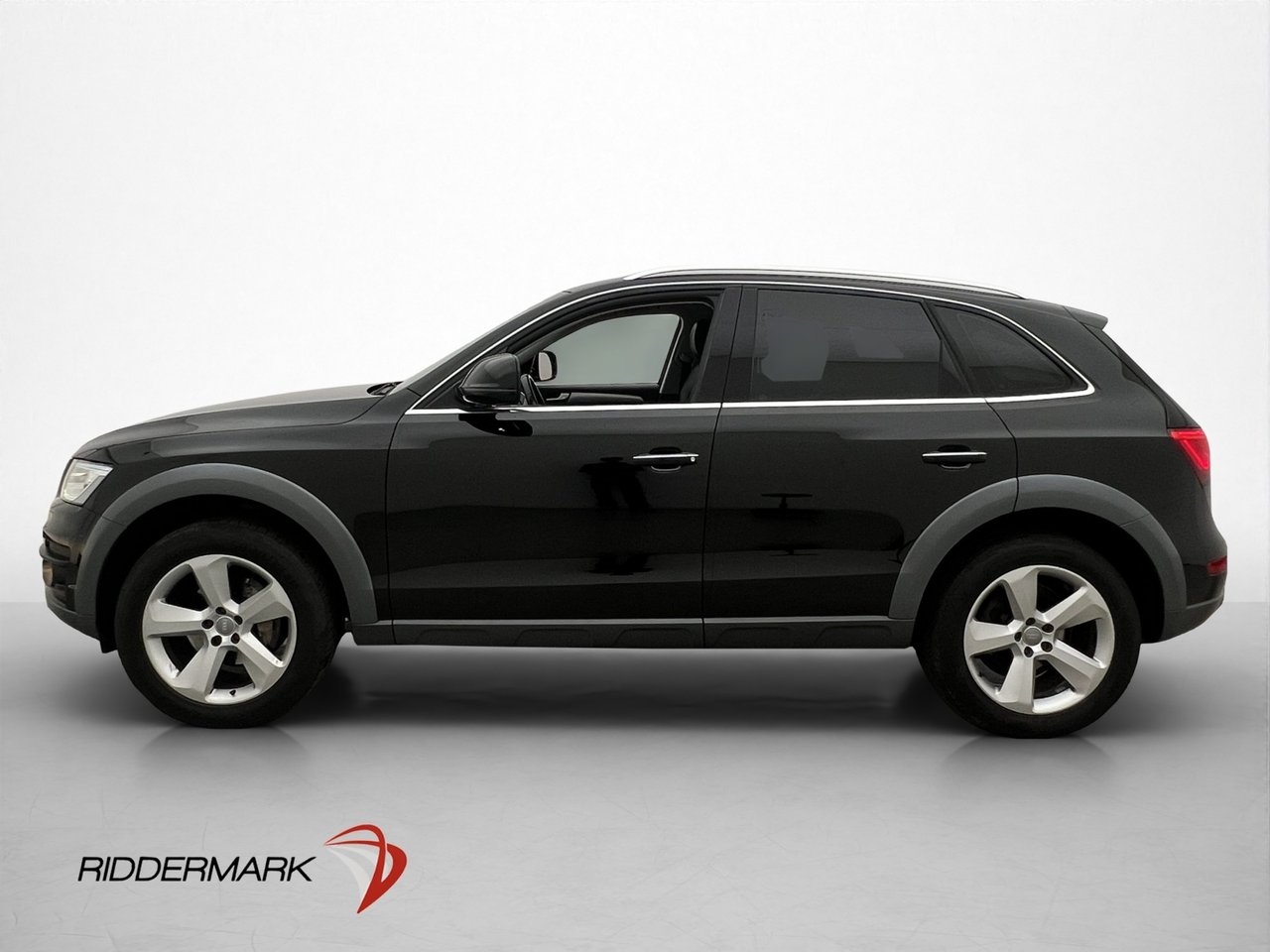 Audi Q5 2016, photo 5/31