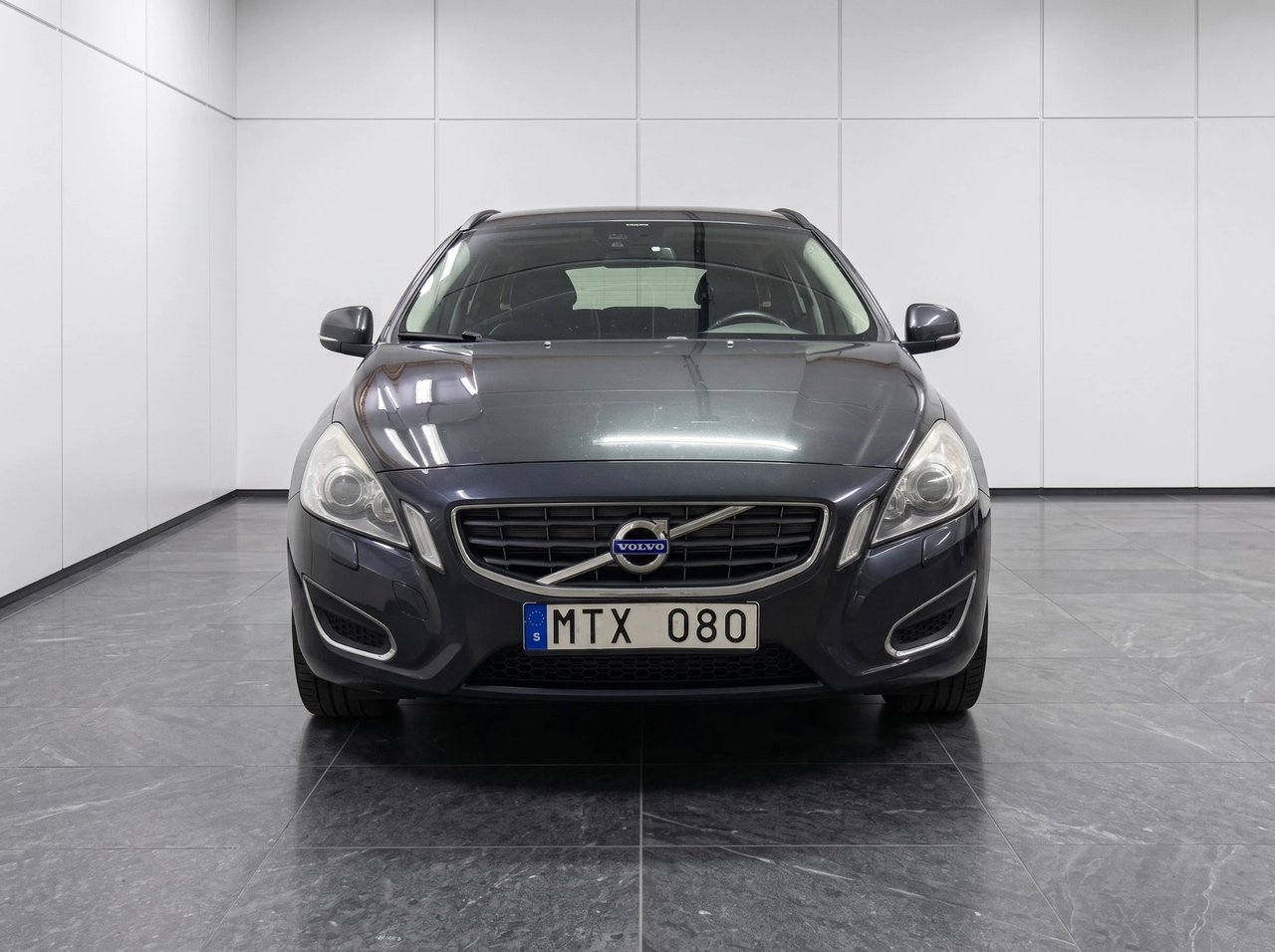 Volvo V60 2013, kuva 2/10