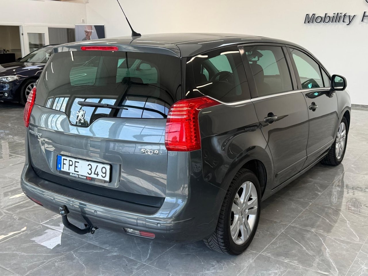 Peugeot 5008 1.6 THP Allure Euro 5 2010, bild 5/10