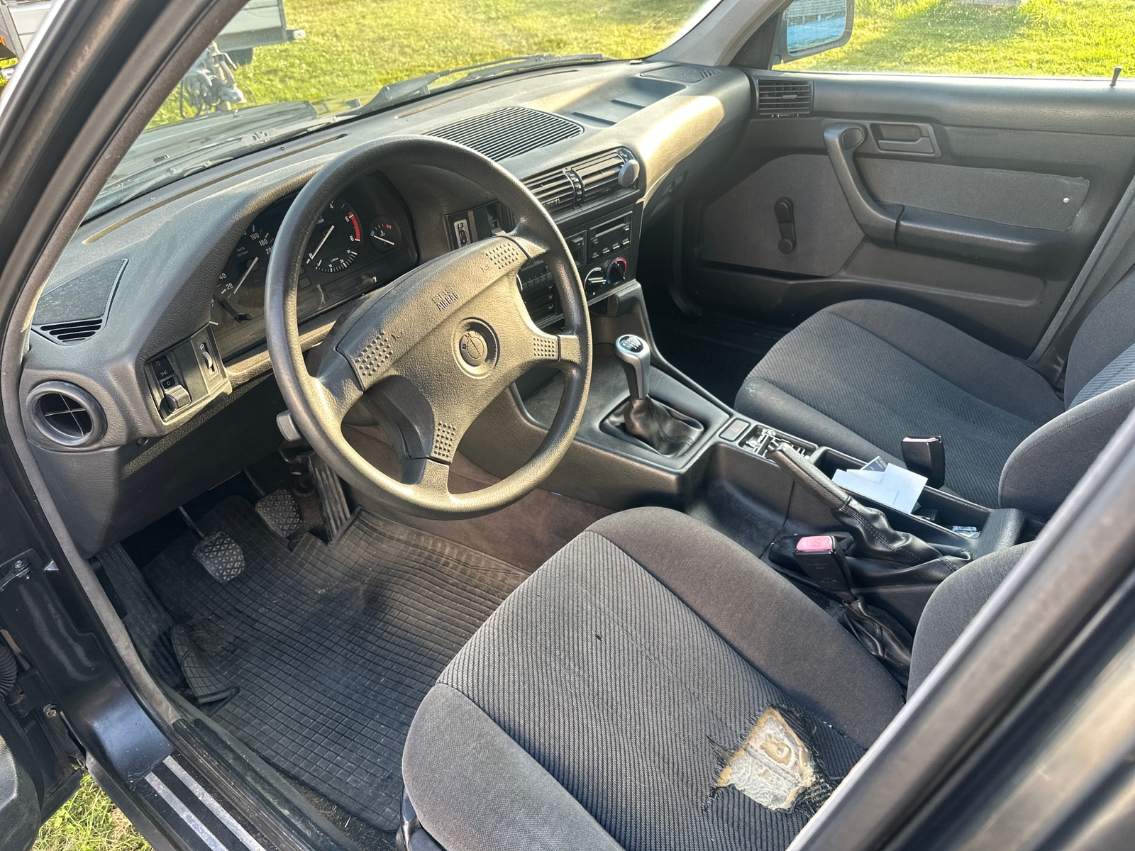 BMW 525 1993, photo 2/10