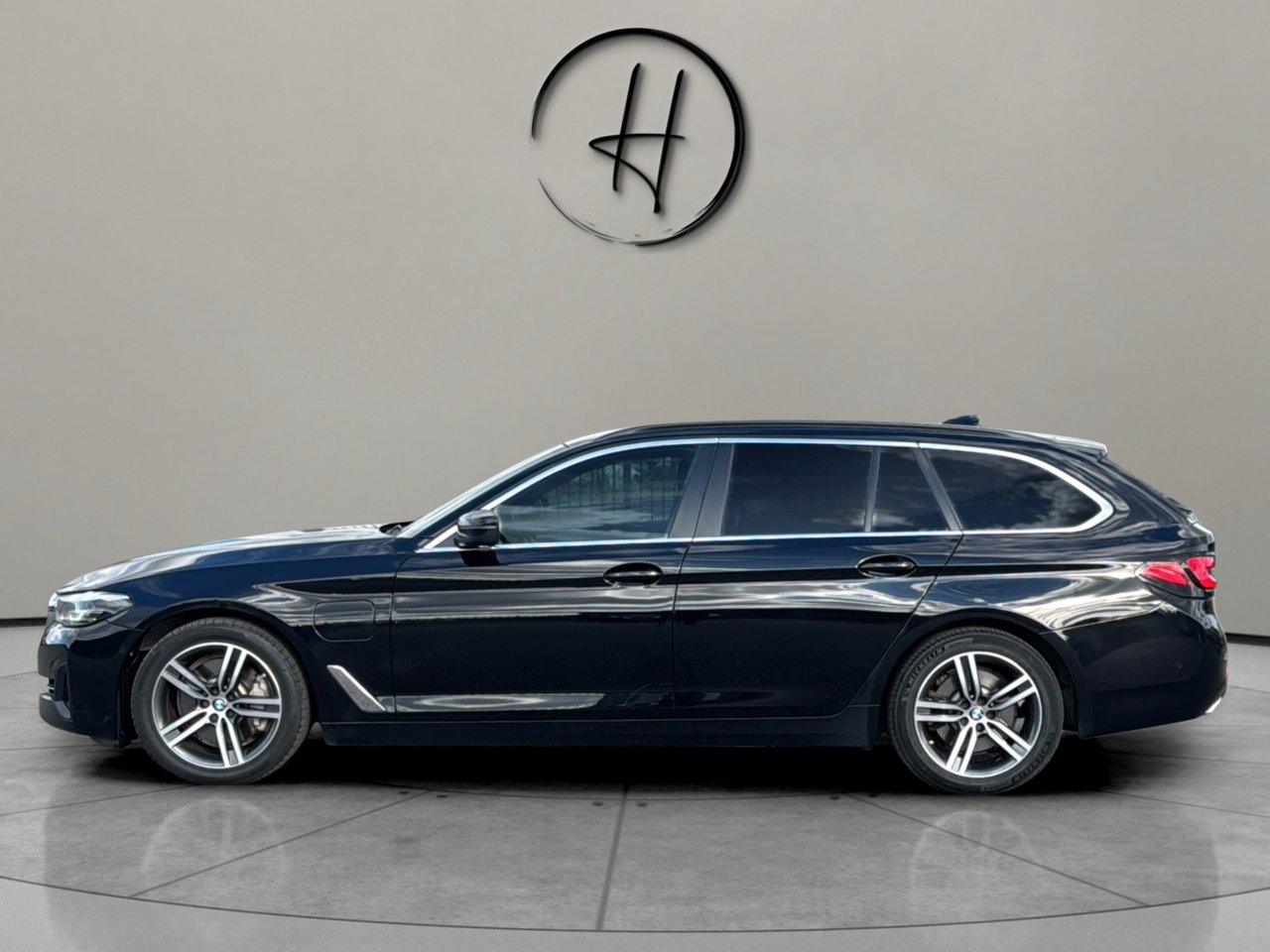 BMW 530 2021, bild 5/23
