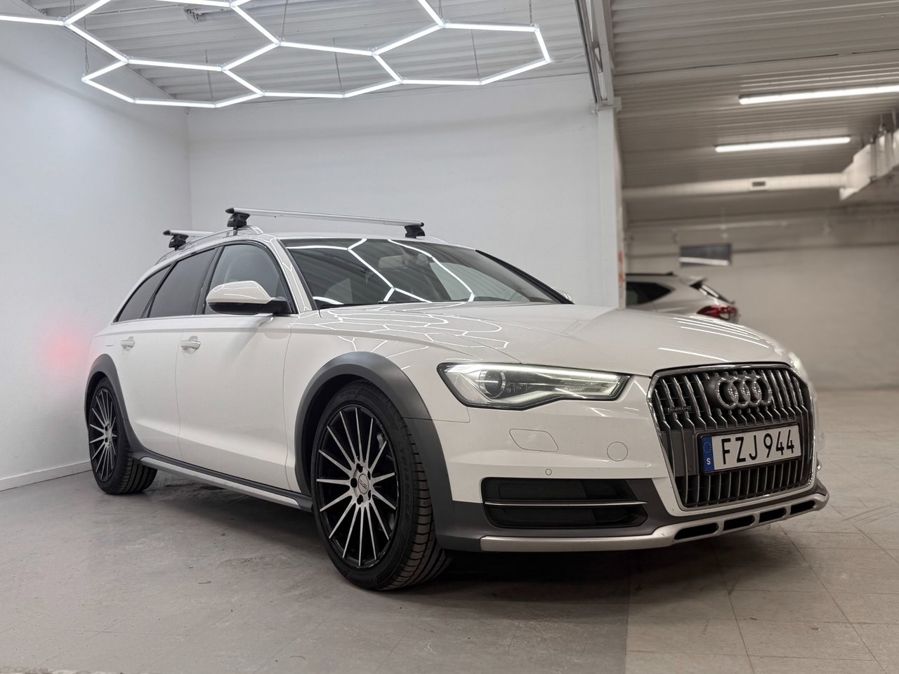 Audi A6 allroad 2015, kuva 4/10