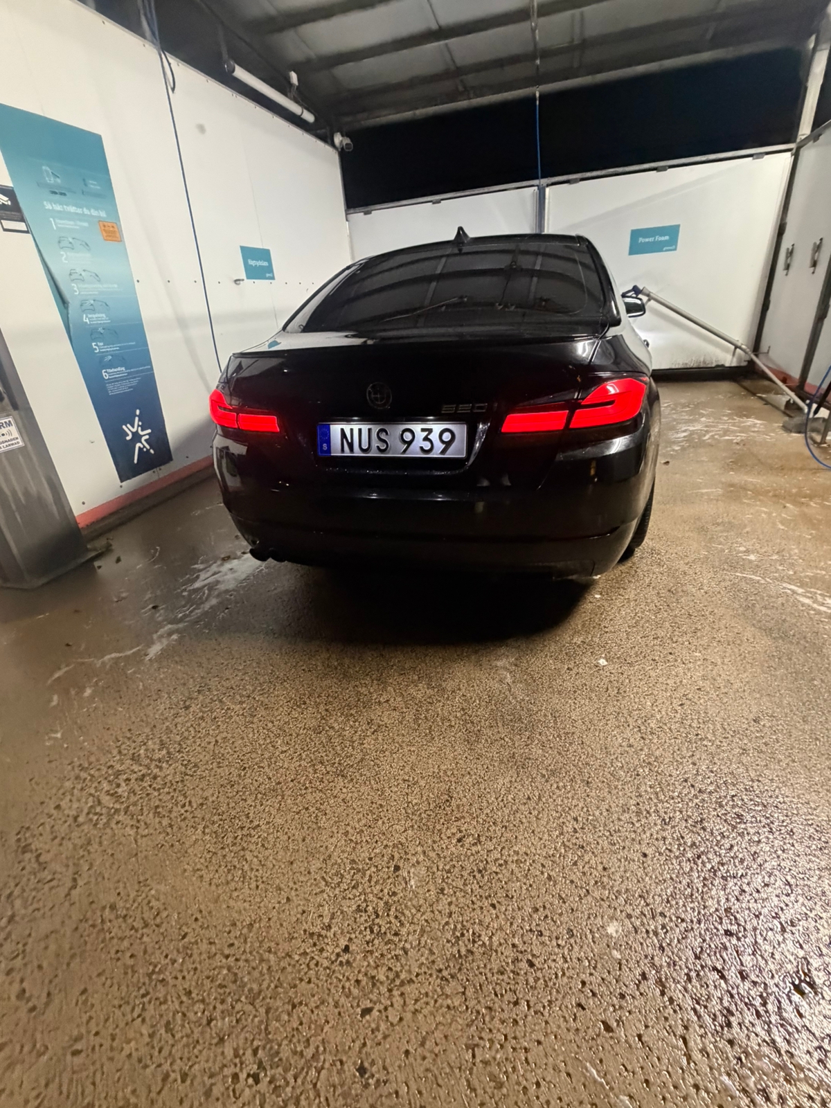 BMW 520i M Sport 2012, bild 8/8