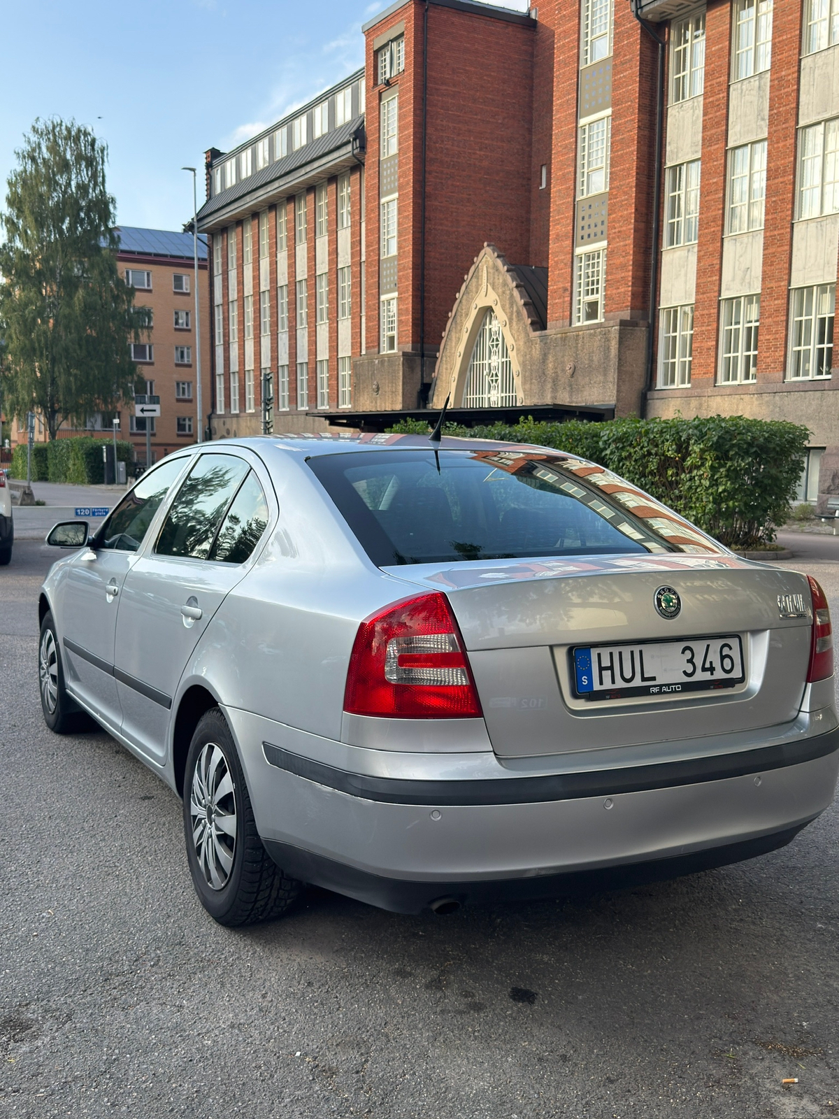 Skoda Octavia 1.6 MPI Multifuel Manuell 2008, bild 3/7