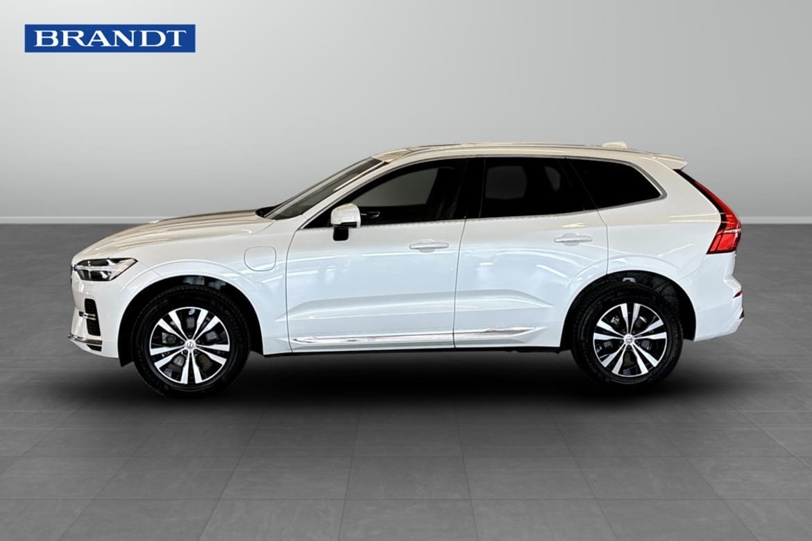 Volvo XC60 Recharge T6 Core Edition 2023, bild 6/18