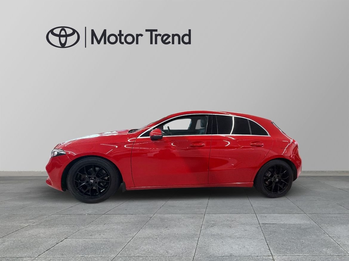 Mercedes-Benz A 200 d 8G-DCT 2019, bild 3/25